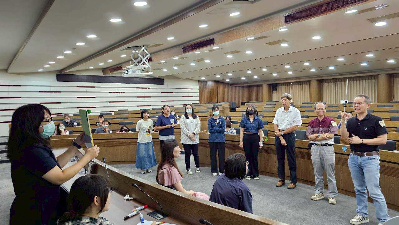 114學年度新進人員歡迎餐會(114年09月03日)3(另開新視窗)